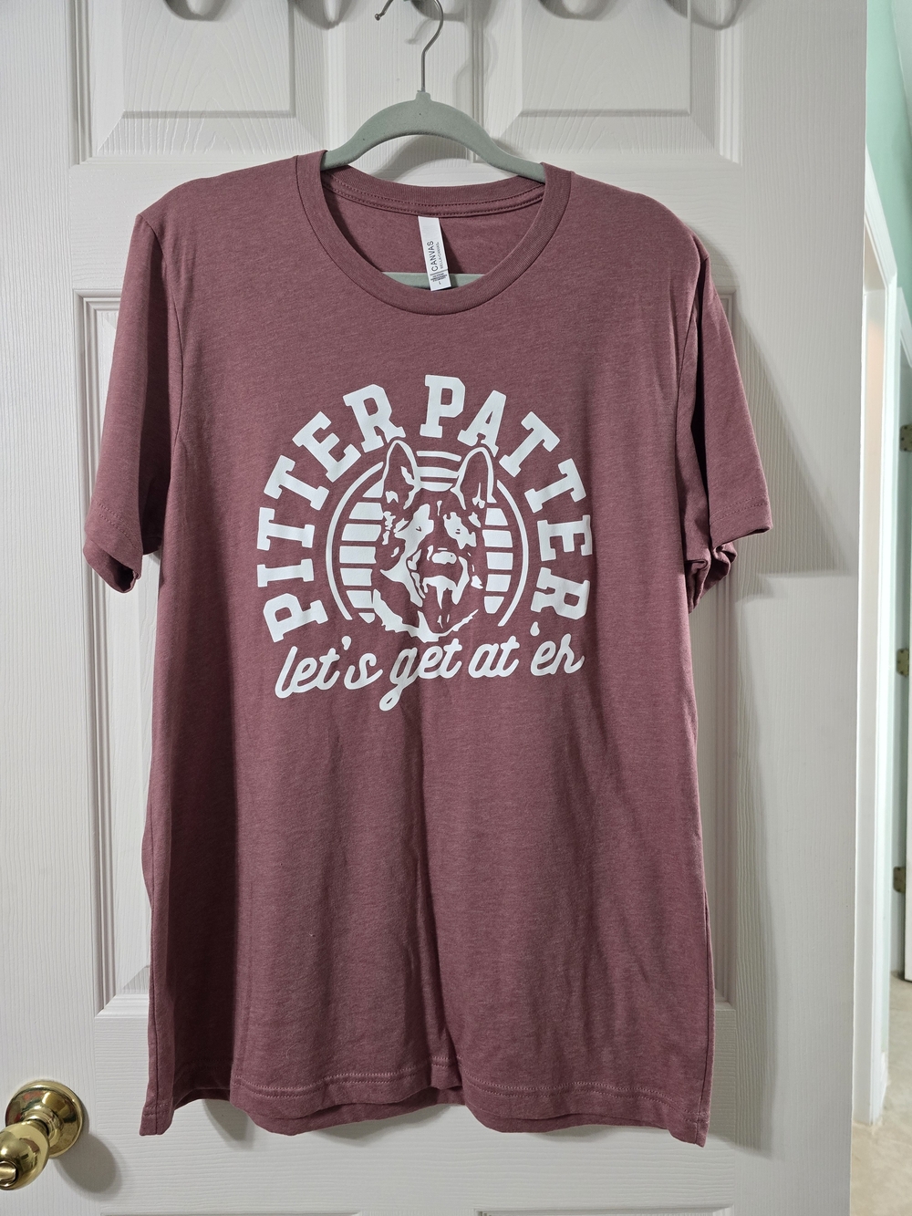 Maroon Graphic Cat T-Shirt